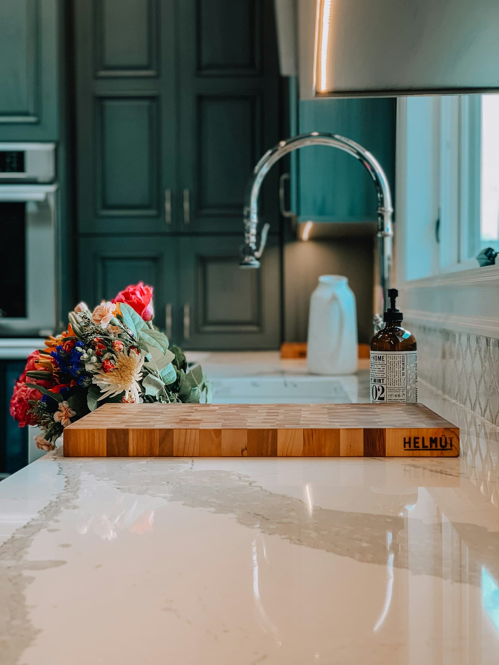 Forest Ash kitchen countertop in a contemporary kitchen